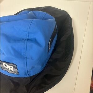 Outdoor research hat